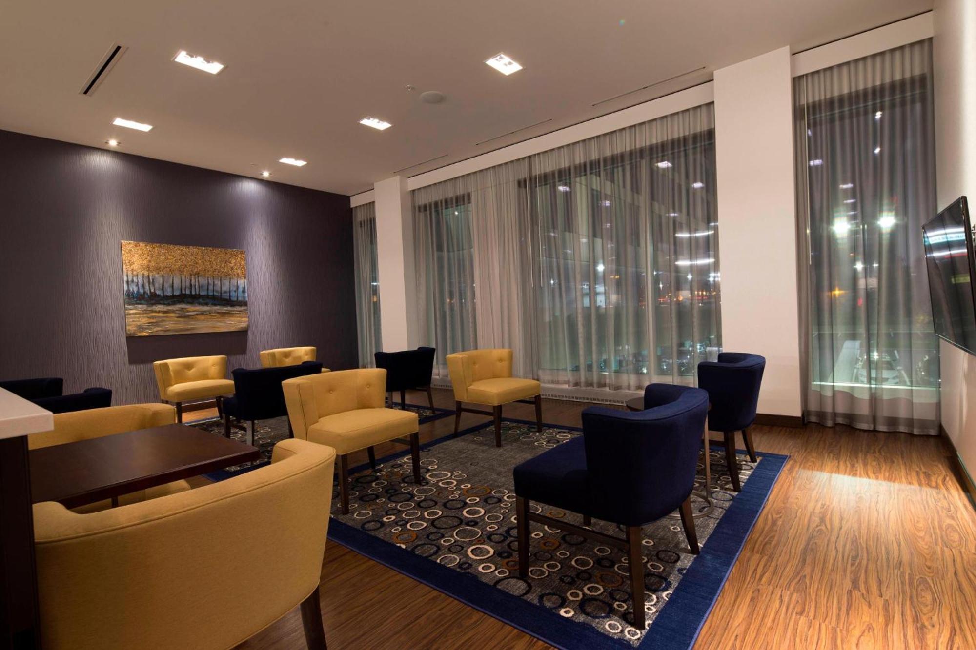 Courtyard By Marriott Quebeque Exterior foto